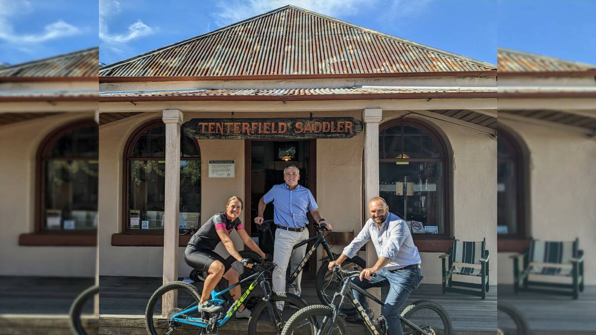 Kerri Hampton, Angry Bull Limited director Joseph Smith and State Upper House MP Scott Barrett outside the Tenterfield Saddler building on Wednesday morning. Picture supplied